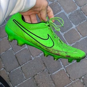 Nike tiempo cleats